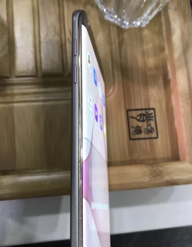 二手三星s7edge现在值多少钱 (三星s7edge现在二手的值得多少钱)