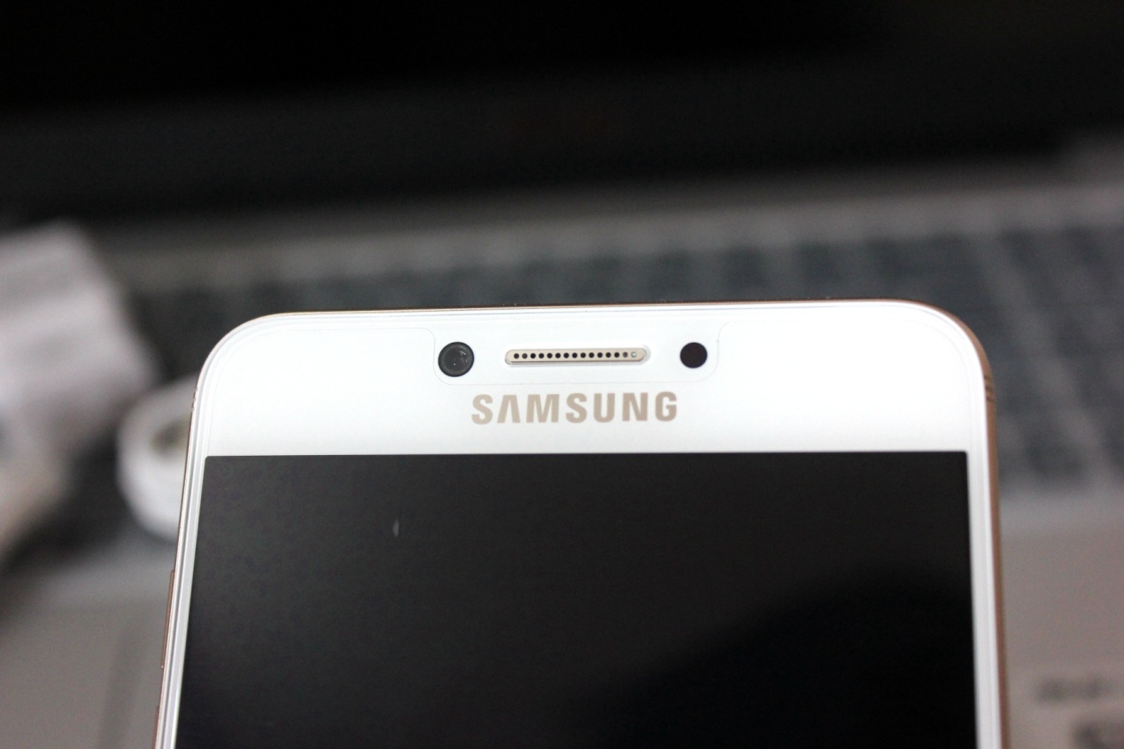 铜管散热和碳纤维散热,骁龙626三星c7