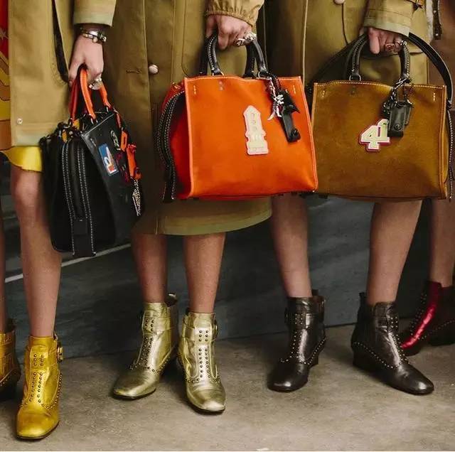 coach美国靠谱代购,在美国买coach为什么这么便宜