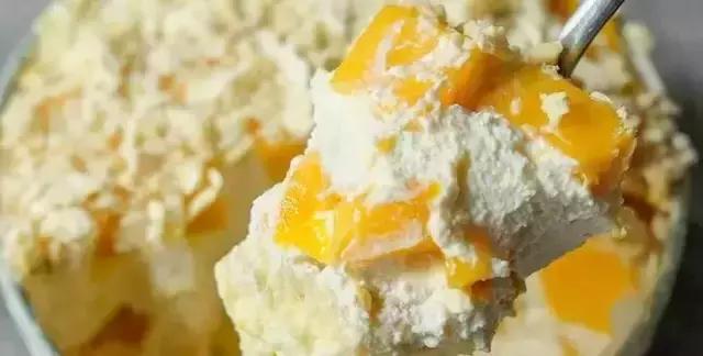 今天下午4点的时候，我打开了我的零食小金库