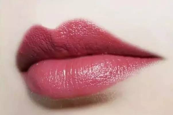 唇釉豆沙色排行榜10强,桃红色豆沙色显白唇膏唇釉