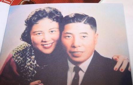 曾宝仪12岁了曾志伟才和她见面,曾宝仪几岁和曾志伟相认的