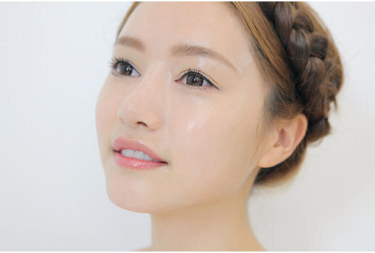 控油爽肤水无功效,控油化妆水干燥皮肤可以用吗