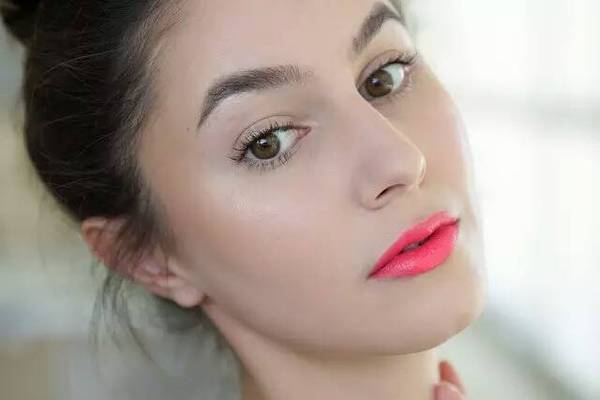 最好用的大牌彩妆平替,彩妆平替黑金气垫