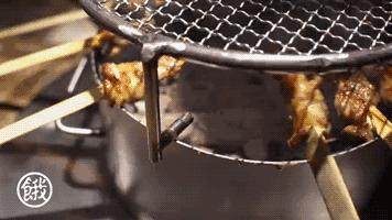 大金链子小手表烧烤,大金链子小手表先吃烧烤后泡澡