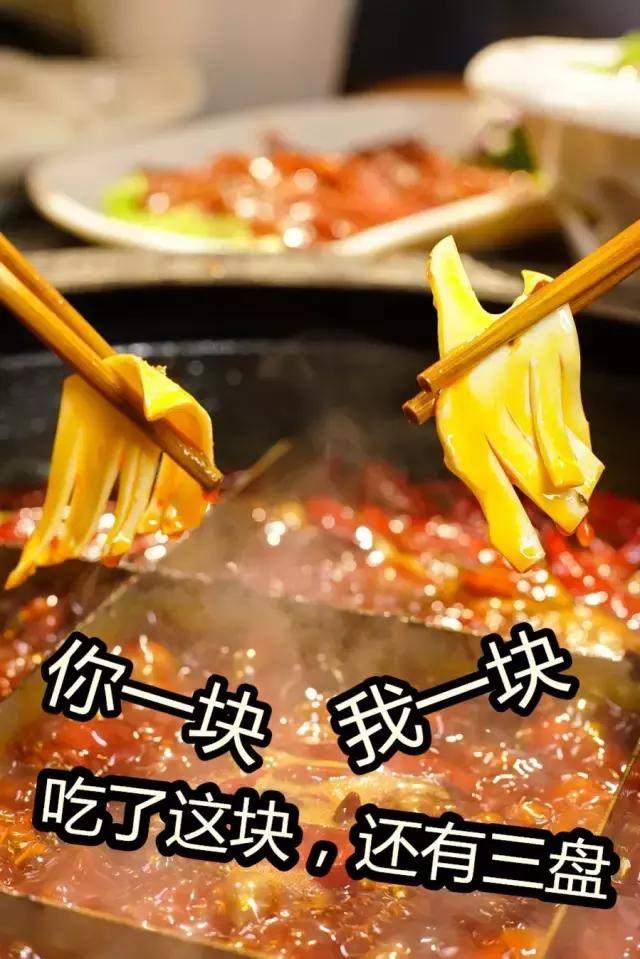 干倒了卖龙虾的，又抢了酒吧生意！这家店到底有什么魔力？