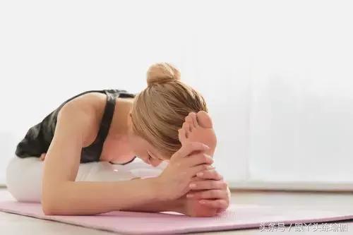 骨盆恢复瑜伽,产后10个瑜伽动作瘦臀