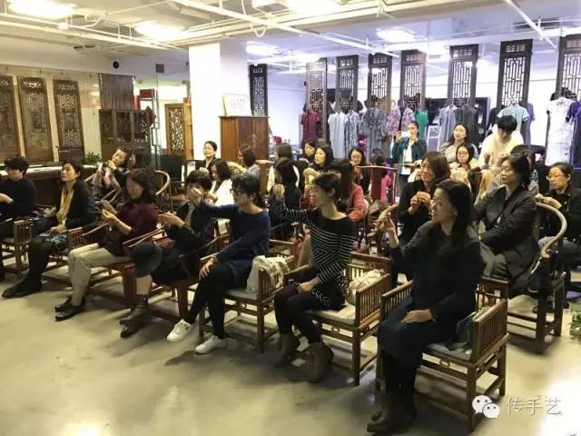 把贝壳焯水，去皮，切片，然后变魔术螺钿工艺（附制作工艺）