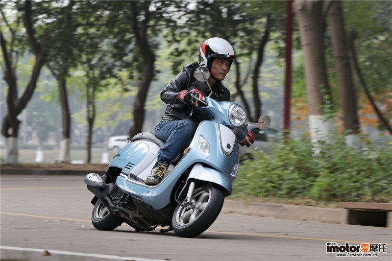 测评三阳FiddleIII高性能水冷125