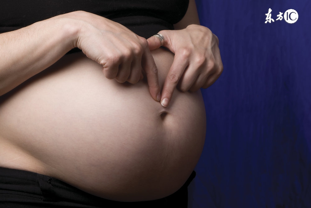 胎位不正散步有利于转正胎位吗,胎位不正医生手动转正胎位