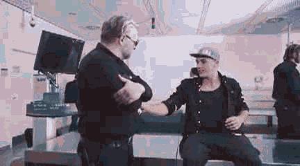 玩过地铁跑酷吗,跑酷游戏极限跑酷