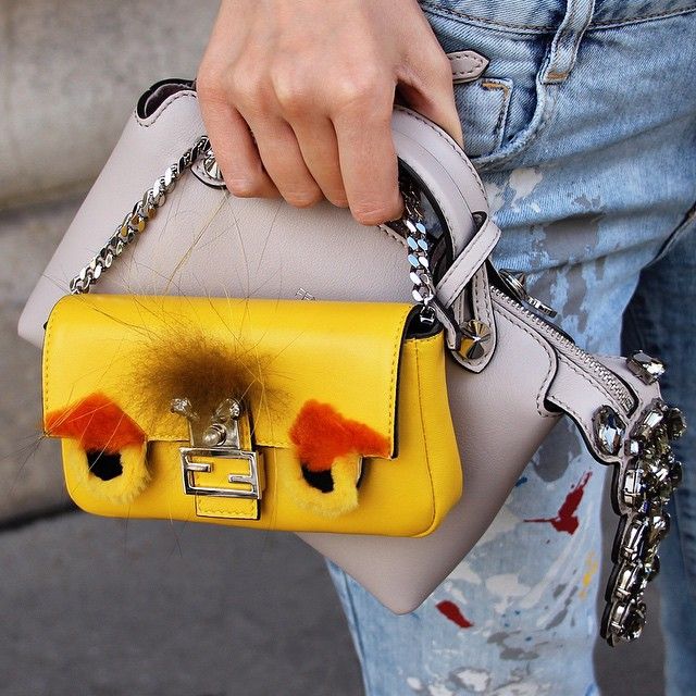 女人的经典包今年流行哪一款,现在流行的潮包