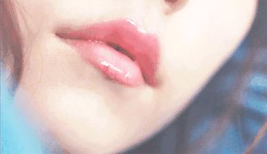 涂上这个颜色的口红，去吻男神吧！