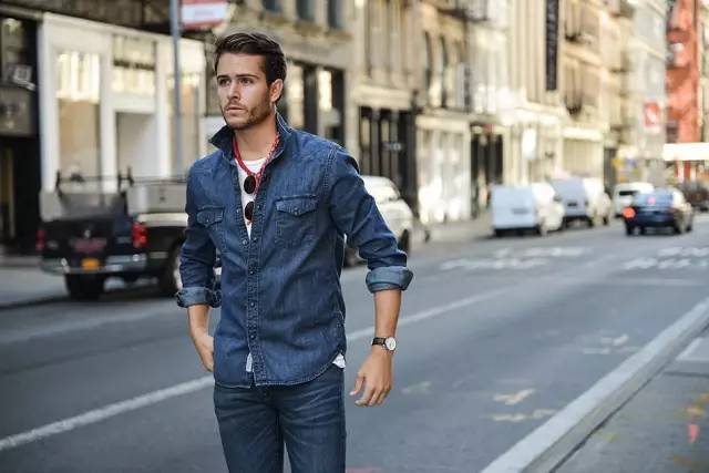 经验｜我悄悄关注了这9个最会穿的男博主，感觉我男票有救了