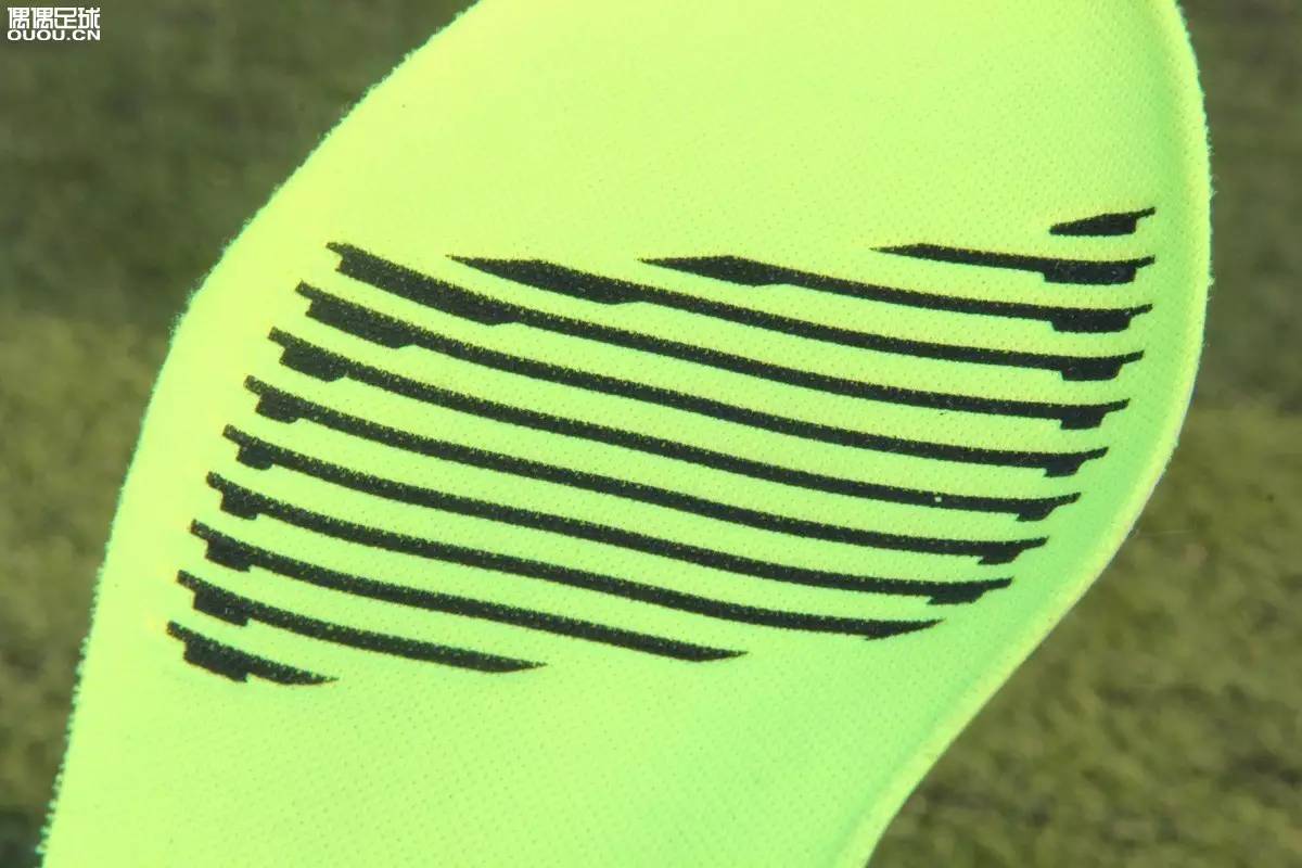 nikehypervenom毒蜂3顶级,hypervenom耐克