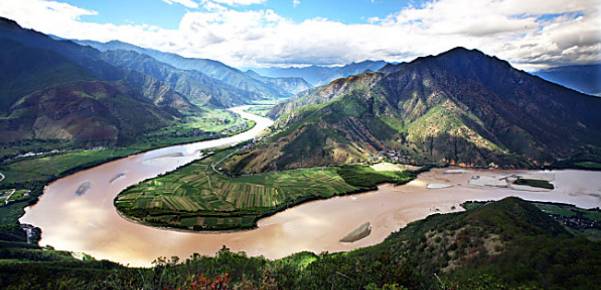 央视推荐长江十大旅游线路视频,中国十大热门旅游线路