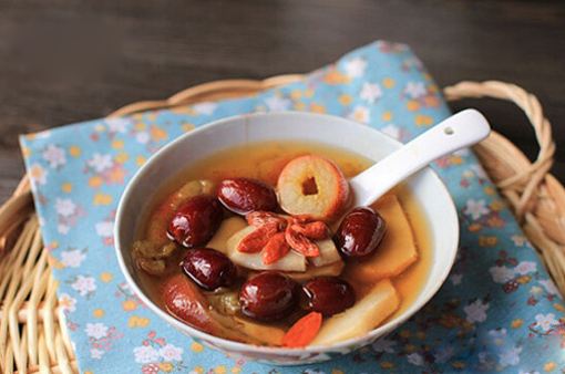 孕妇吃什么补血快对胎儿还不影响,孕妇贫血吃什么补血最快食谱大全