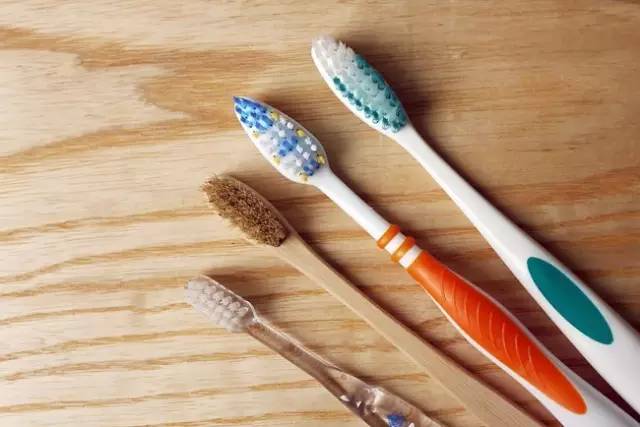 推荐斩男色的口红,不要再贪恋美色