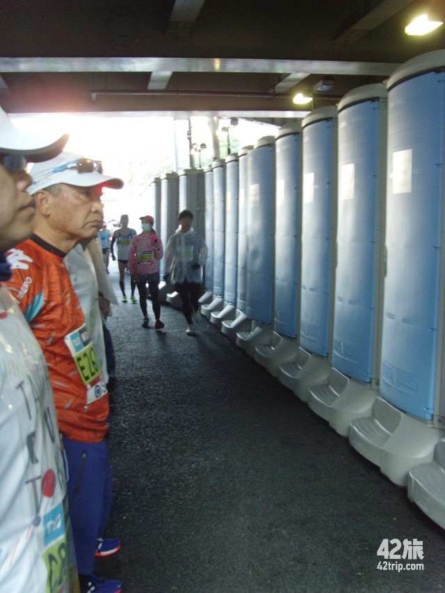 一场马拉松就是一座城市的深度游,记录跑马拉松比赛走过的城市