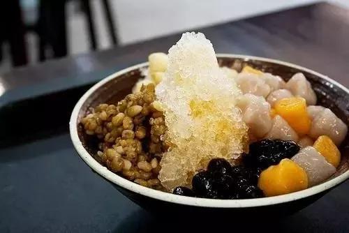 吃完这家不到10元的豆花芋圆店，才知道之前的钱都白花了！