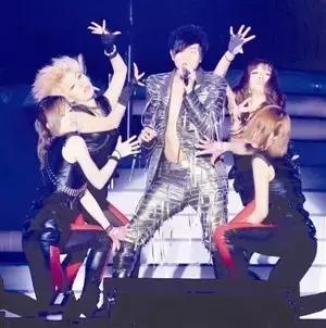 新华路武汉足球,武汉市江汉区新华路17号