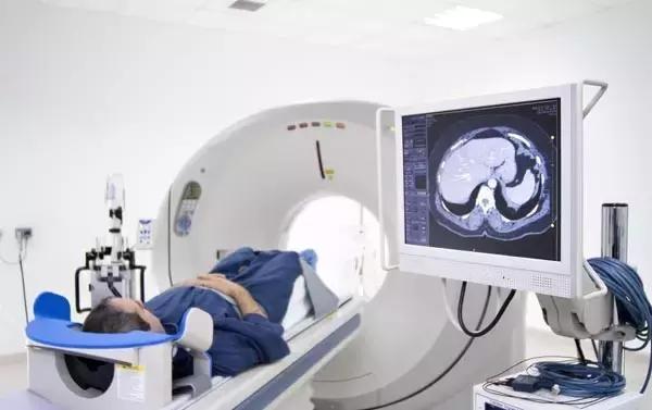 上海人生病了去哪看病,上海人注意什么