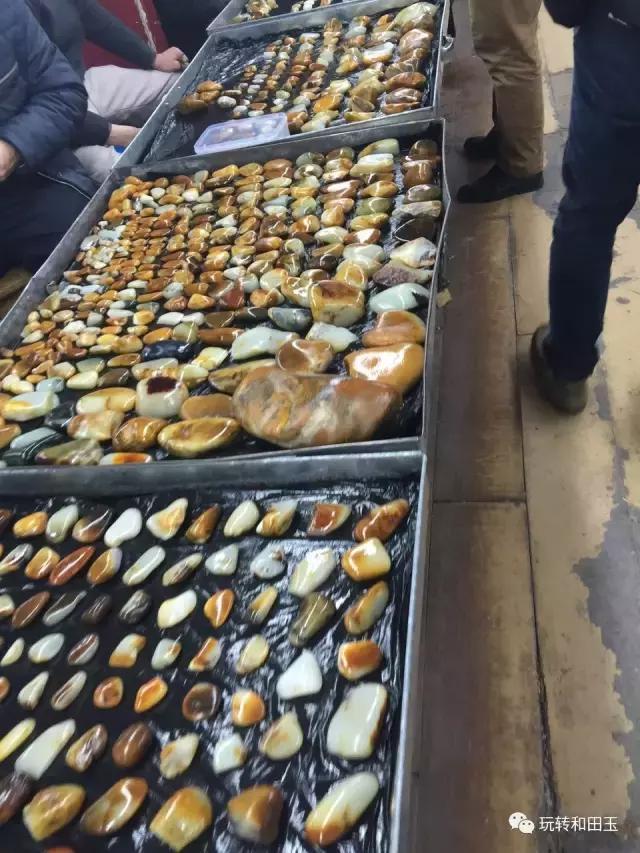 和田玉假皮色是用什么染的,和田玉染色可以除去吗