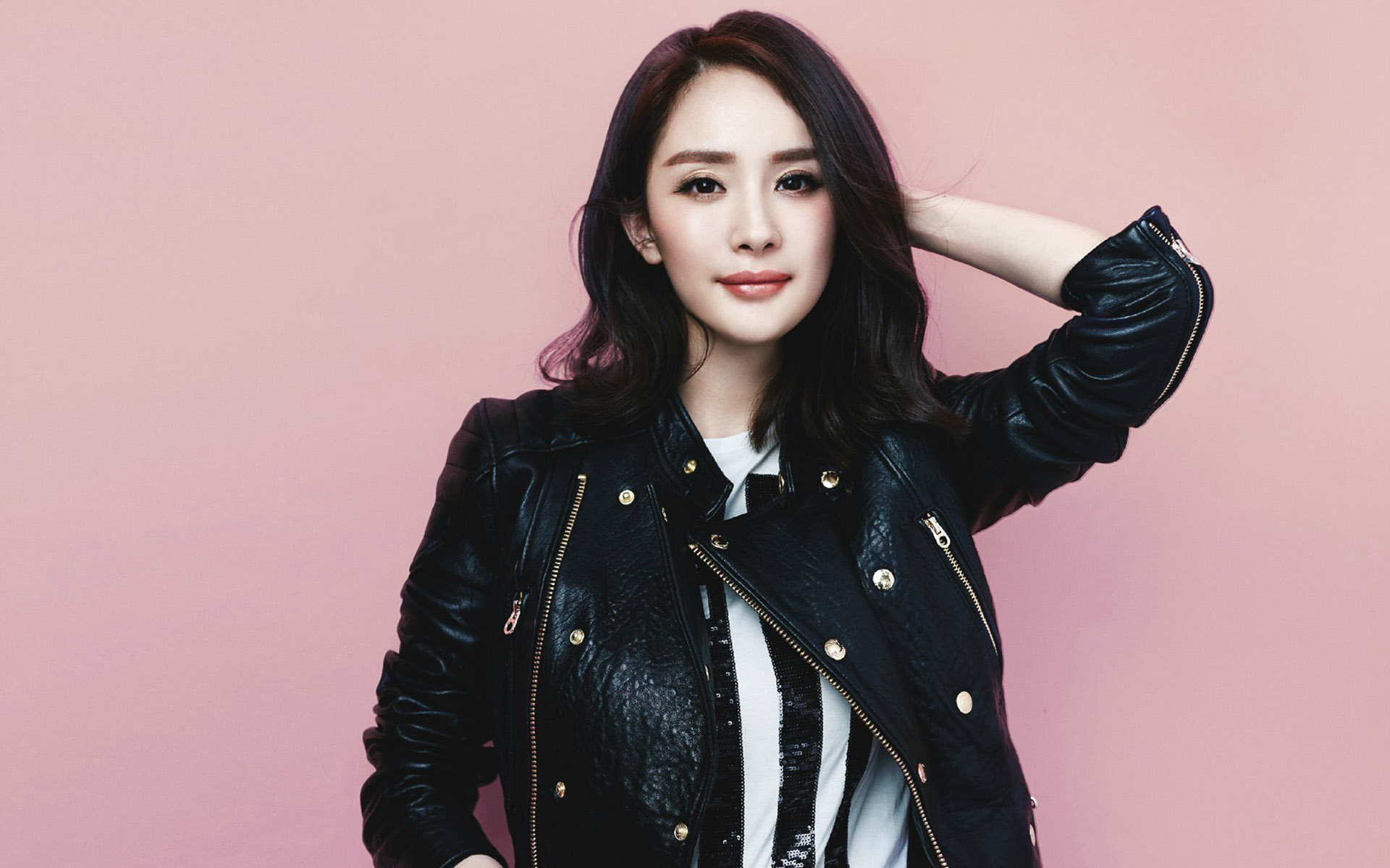 赵丽颖古力娜扎同款礼服,赵丽颖杨颖古力娜扎哪个漂亮