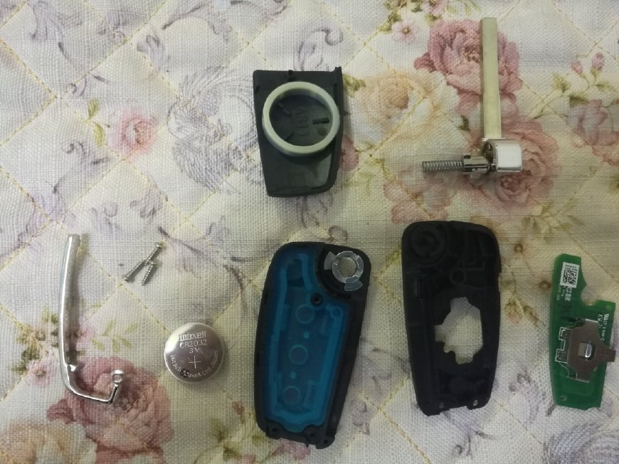 遥控汽车钥匙怎么组装,奇瑞自己配车钥匙教程