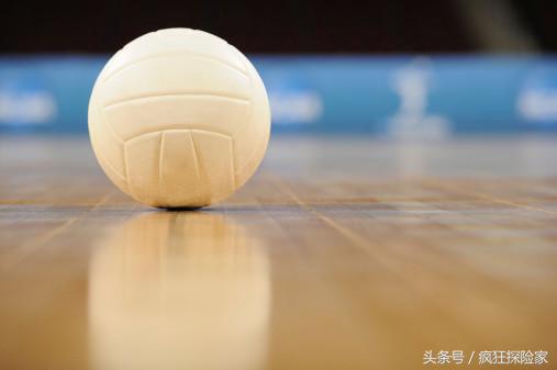 发扬女排精神，顽强拼搏、永不言弃、坚持不懈、自强不息