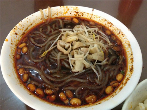 成都宽窄巷子景区特色,成都宽窄巷子有哪些小吃城