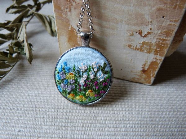 从小时候薅羊毛开始就注定她会走上手作之路！