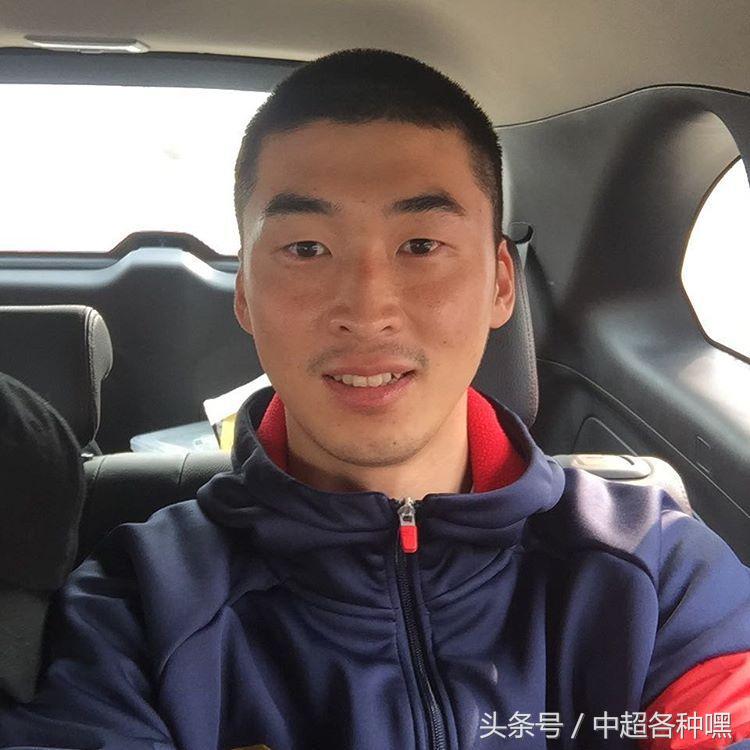 首尔fc怎么没进亚冠,fc首尔1:2蔚山现代门将失误