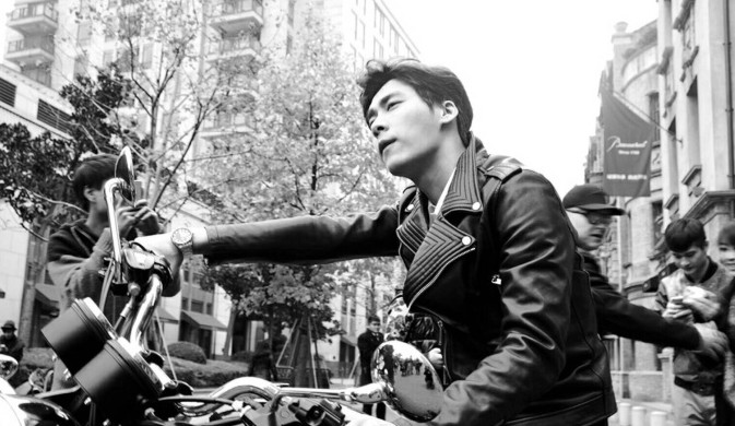 鹿晗骑摩托图片,鹿晗拍过的所有视频