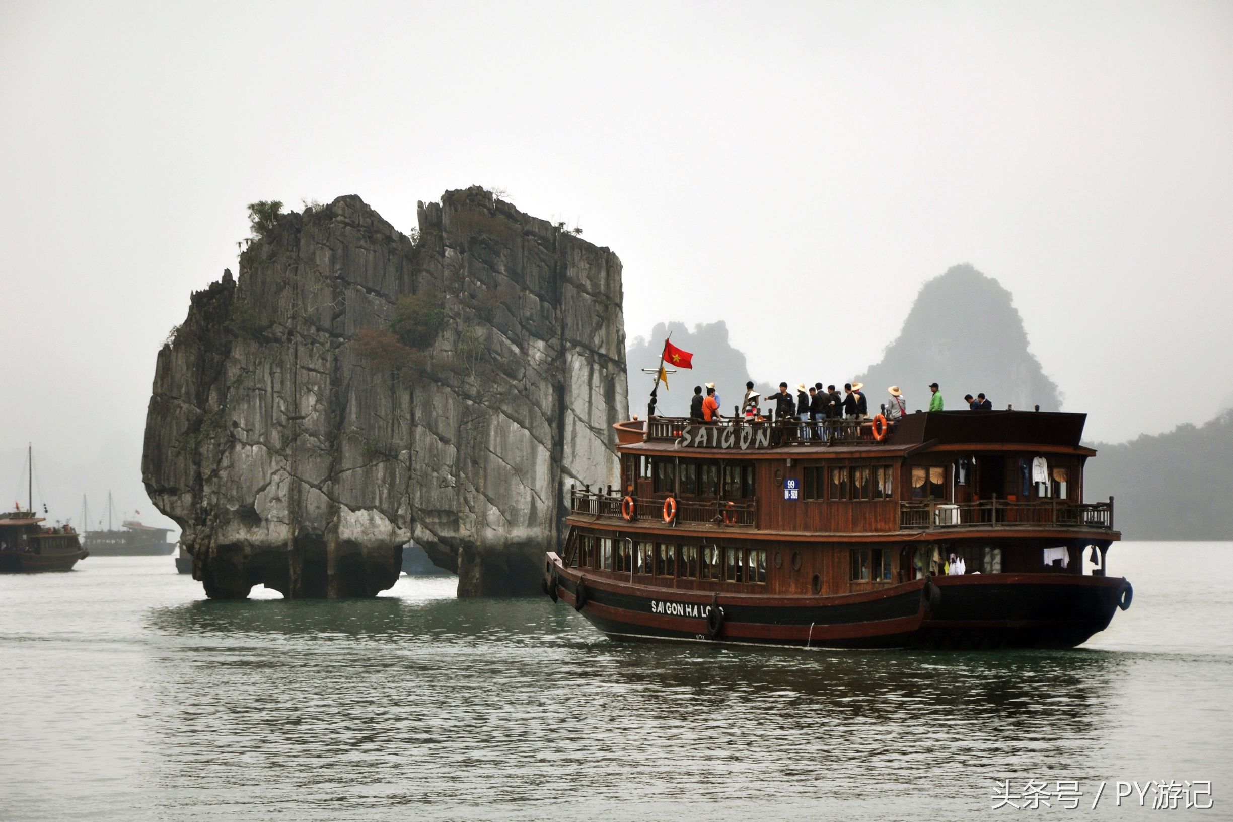越南下龙湾海上桂林景区,桂林山水和越南下龙湾