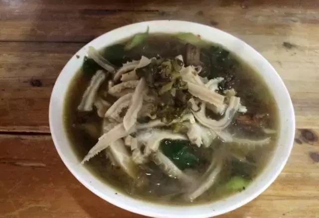 宁波江北鹤鸣牛杂面馆,宁波海鲜面馆排名第一餐