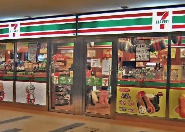 网购盛行的时代,网购流行实体店没落