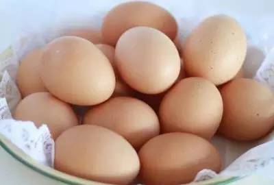 用鸡蛋祛湿气视频,用一个鸡蛋去掉你身上的湿气