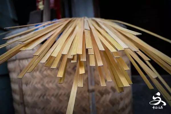 「他们的“江湖”」看点头这双巧手如何玩转竹子！