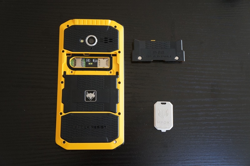 这货是雷神之锤?专业户外手机云狐大黄蜂(A7)体验