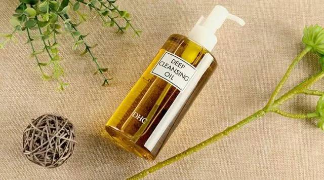 明星怀孕都用什么彩妆,明星孕妇推荐的彩妆品牌