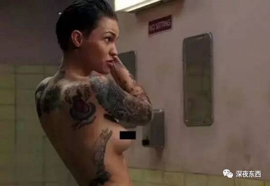 深夜东西｜在男女神之间切换自如的酷女孩，把多少姑娘都掰弯了……