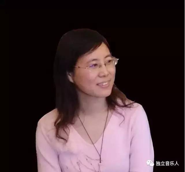 新歌推荐｜《圣洁之光》，王小雅、刘亦敏、思予作品