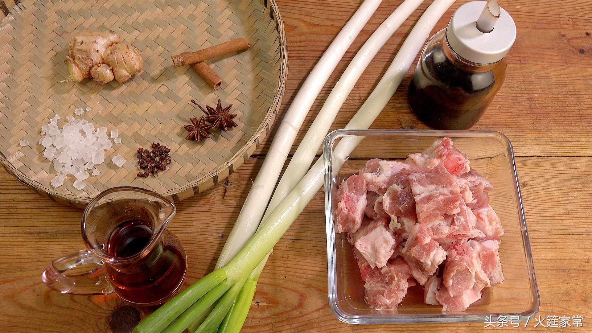 烧排骨烧糊的锅咋处理,糊锅排骨怎么做好吃