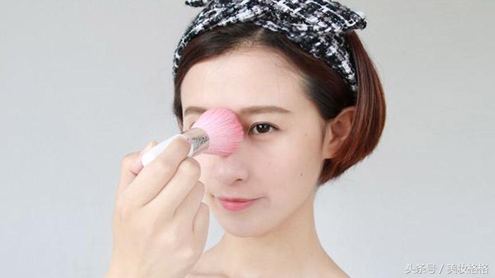 眼镜妹摘了眼镜怎么画眼妆,眼镜妆怎么画好看上镜