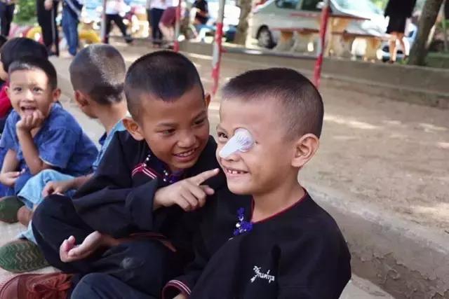 丑女逆袭白富美视频,丑女逆袭白富美之路