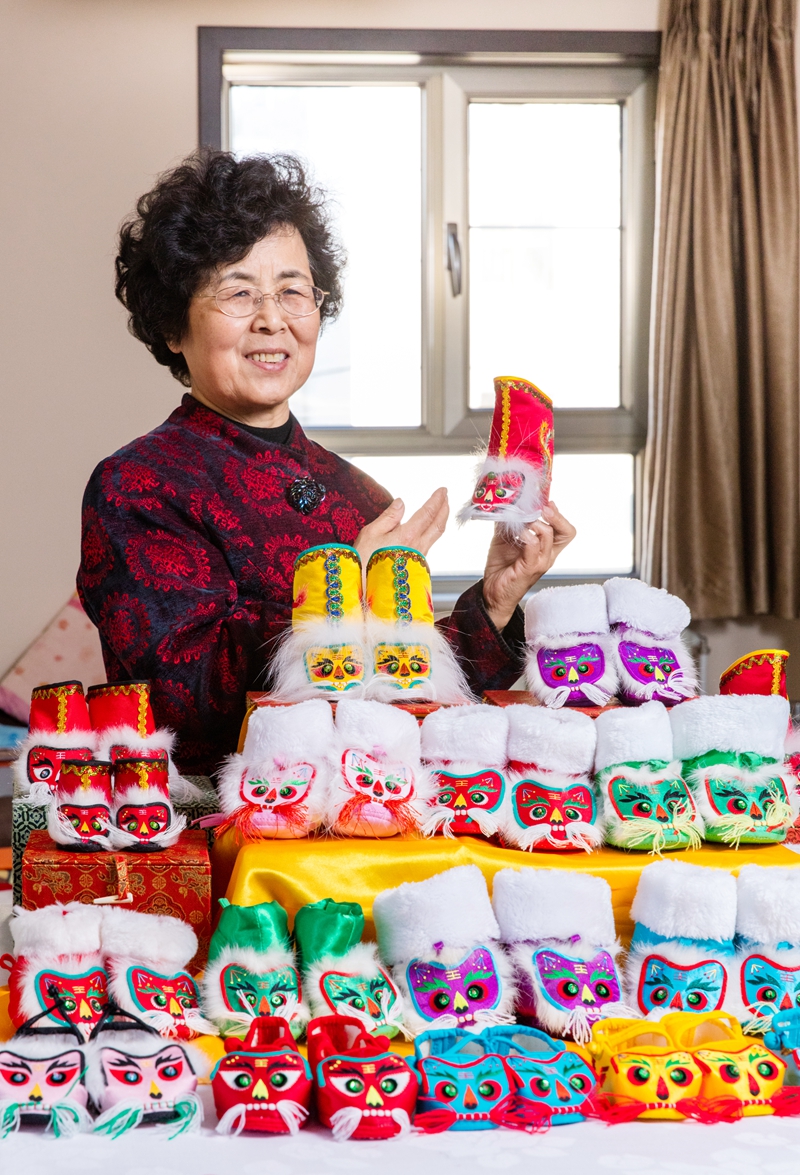 北京绝艺虎头鞋千针传情