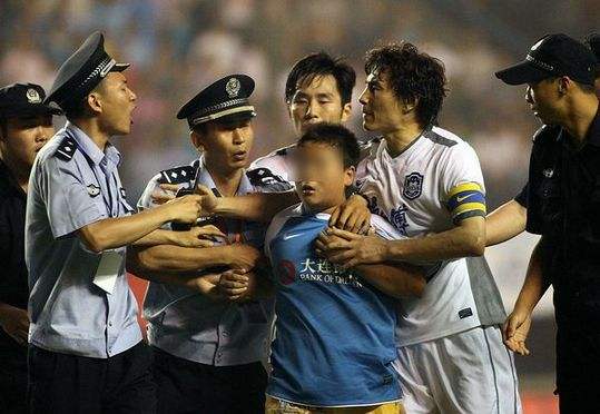 足坛名场面李玮锋,大头李玮锋简历