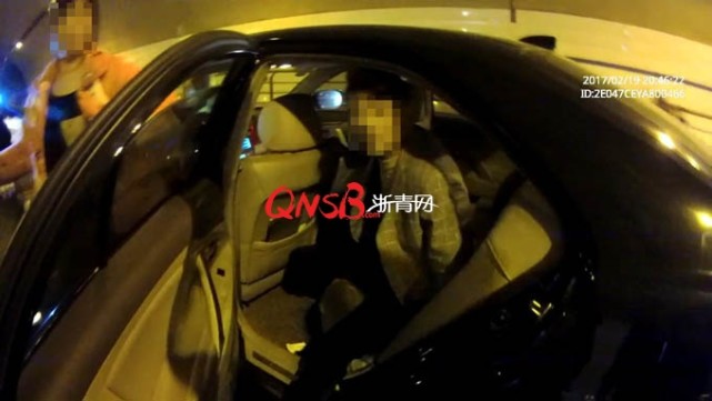 杭州一男子酒后驾车遇交警查酒驾,浙江一男子无证驾驶遇到交警检查