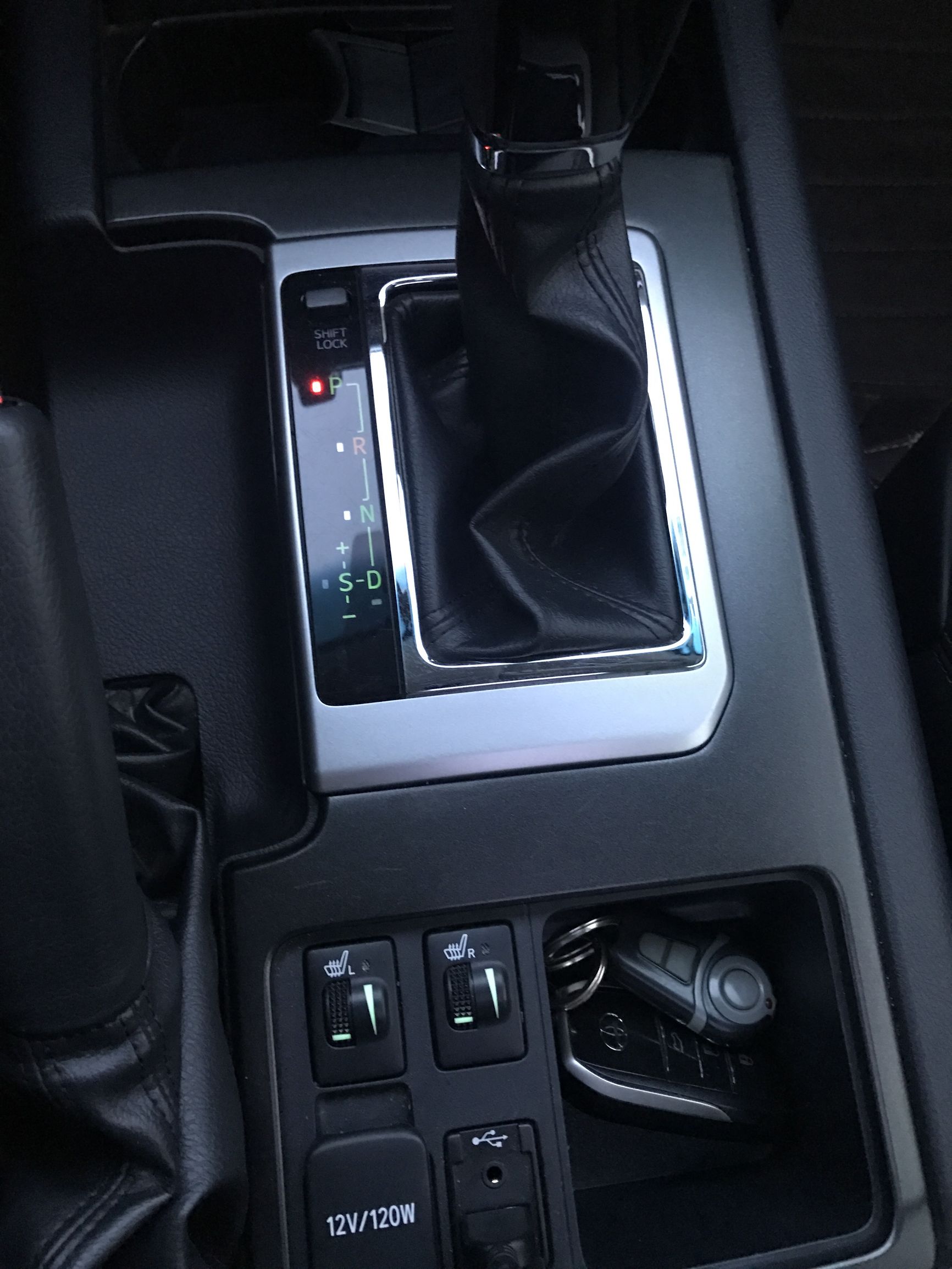 普拉多2700绿皮5座,普拉多2700和普拉多4000驾驶感受